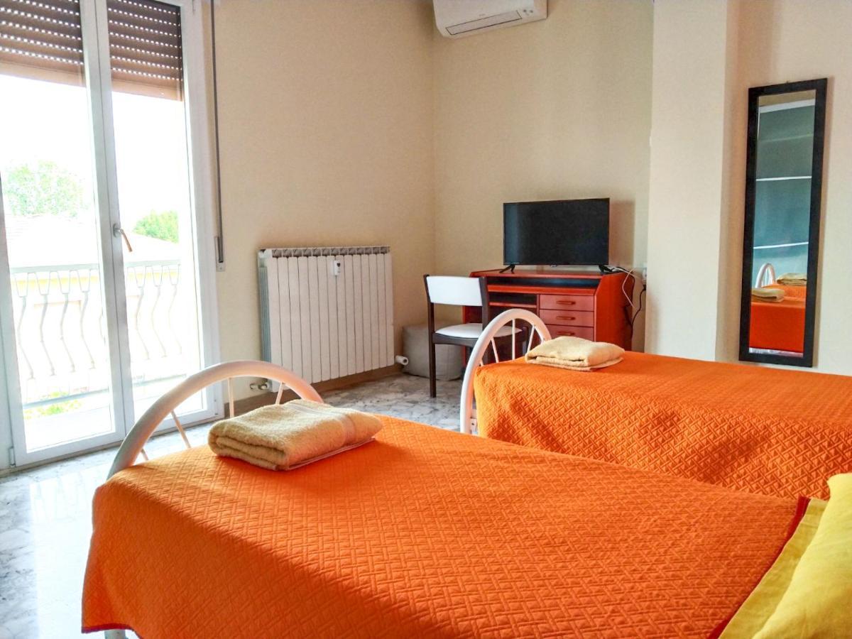 Casa Bignardi - Affitti Brevi Italia Hotel Modena Luaran gambar